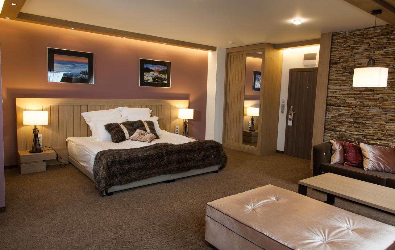 Amira Boutique Hotel Bansko Bagian luar foto