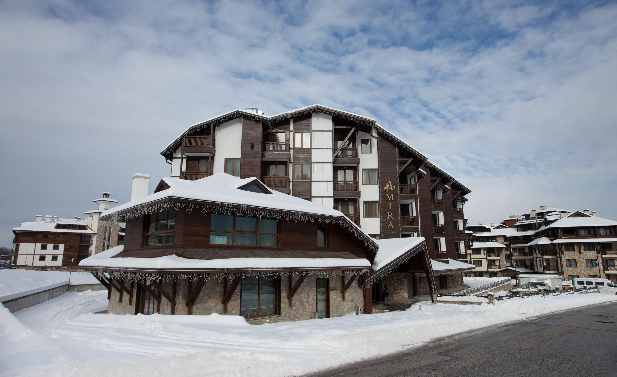 Amira Boutique Hotel Bansko Bagian luar foto The resort in 2011