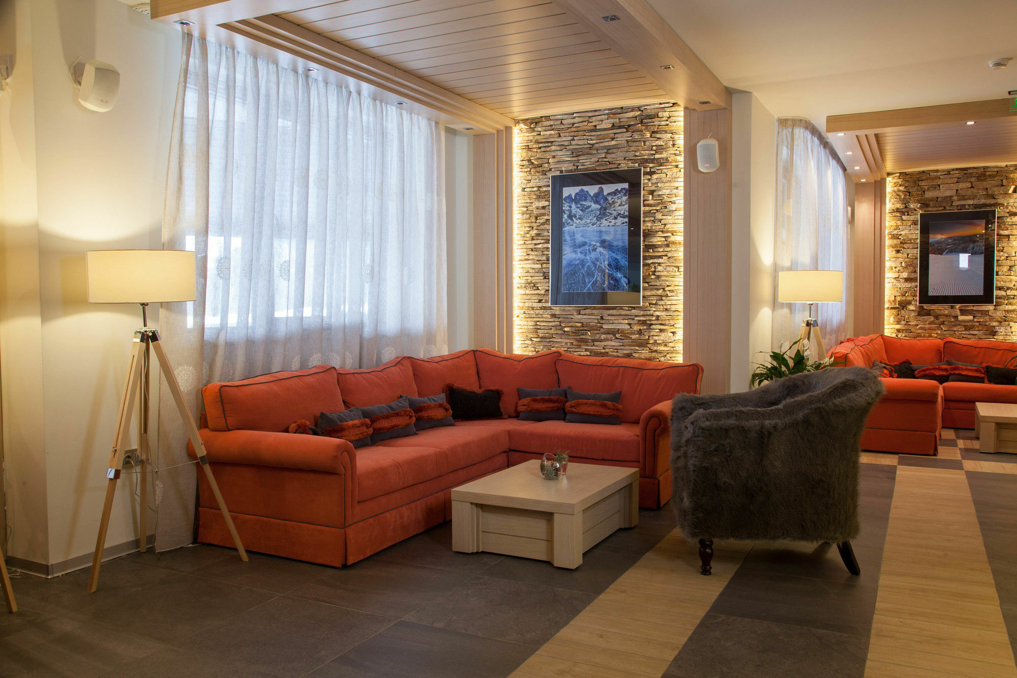 Amira Boutique Hotel Bansko Bagian luar foto The lobby of the hotel