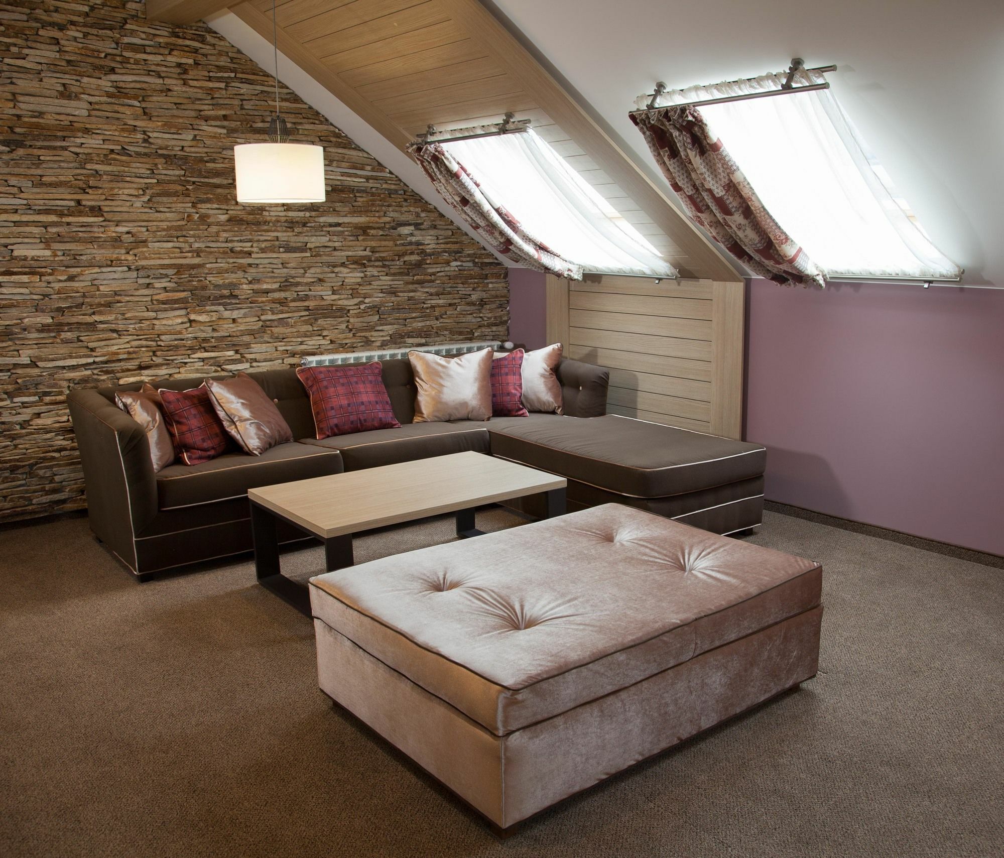 Amira Boutique Hotel Bansko Bagian luar foto A modern attic apartment